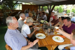 Gemeinsames Abendessen beim HSV in Götzenhain